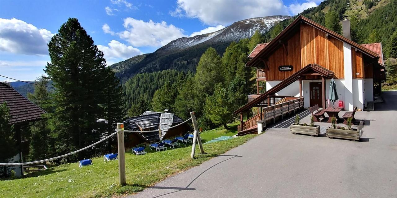 Bergheim Schmidt, Almhütten im Wald Appartments an der Piste Turracher Hohe Exterior foto