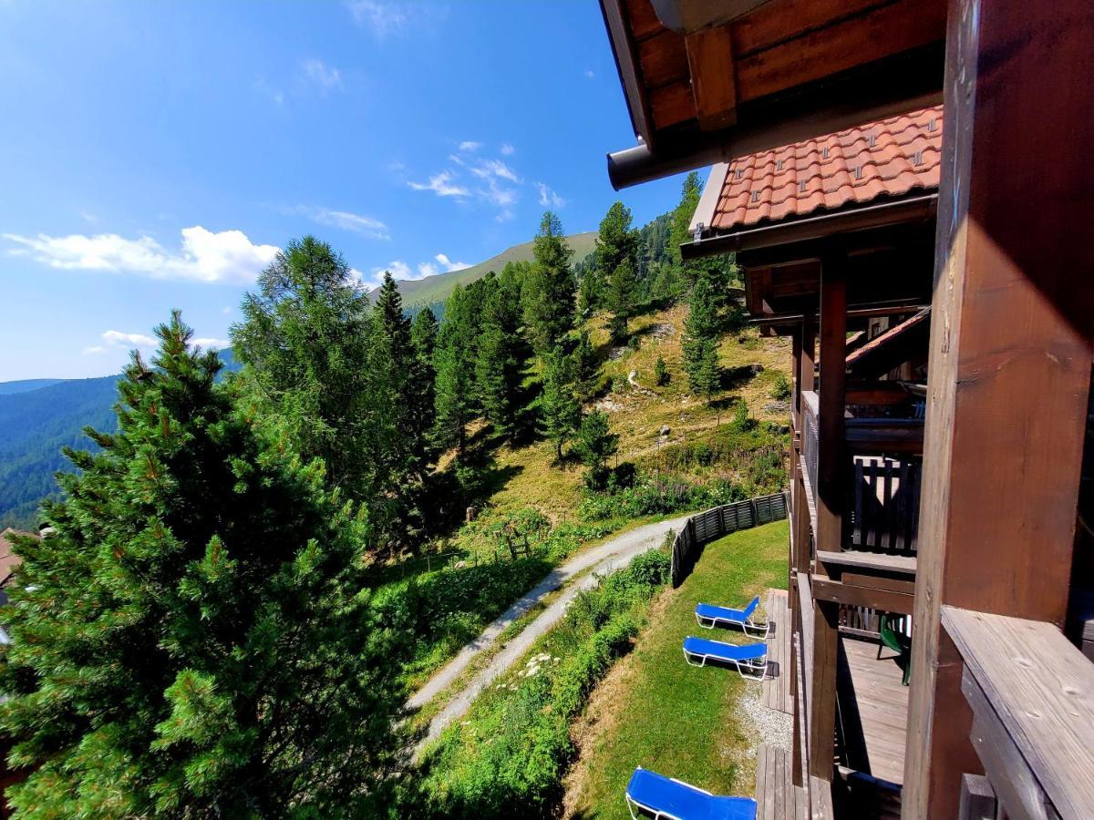 Bergheim Schmidt, Almhütten im Wald Appartments an der Piste Turracher Hohe Exterior foto