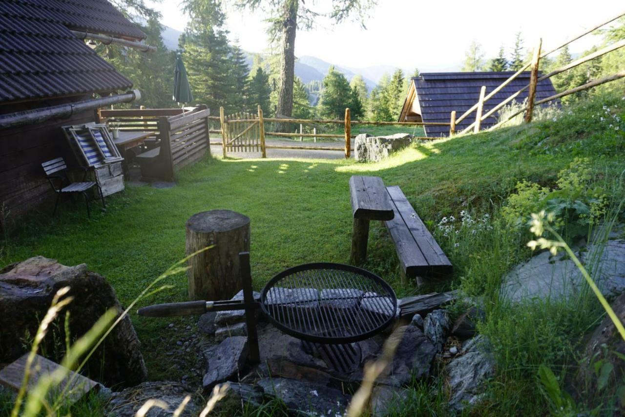 Bergheim Schmidt, Almhütten im Wald Appartments an der Piste Turracher Hohe Exterior foto